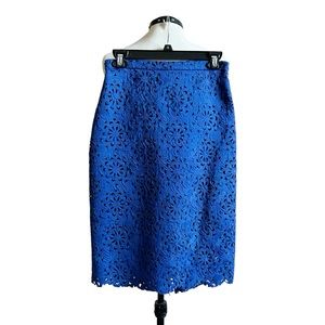 Banana Republic Monogram blue lace cut-out pencil skirt, size 2